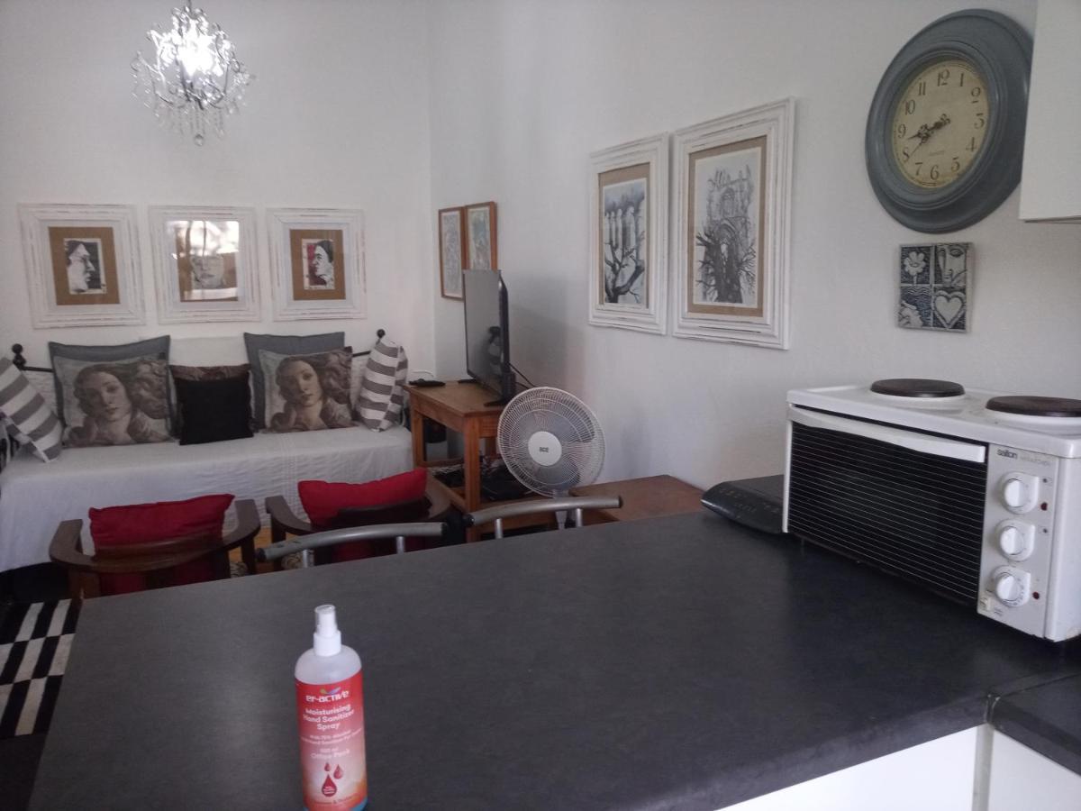Grace Apartment Pretoria Bagian luar foto