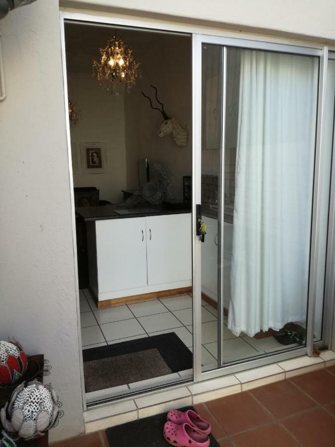 Grace Apartment Pretoria Bagian luar foto